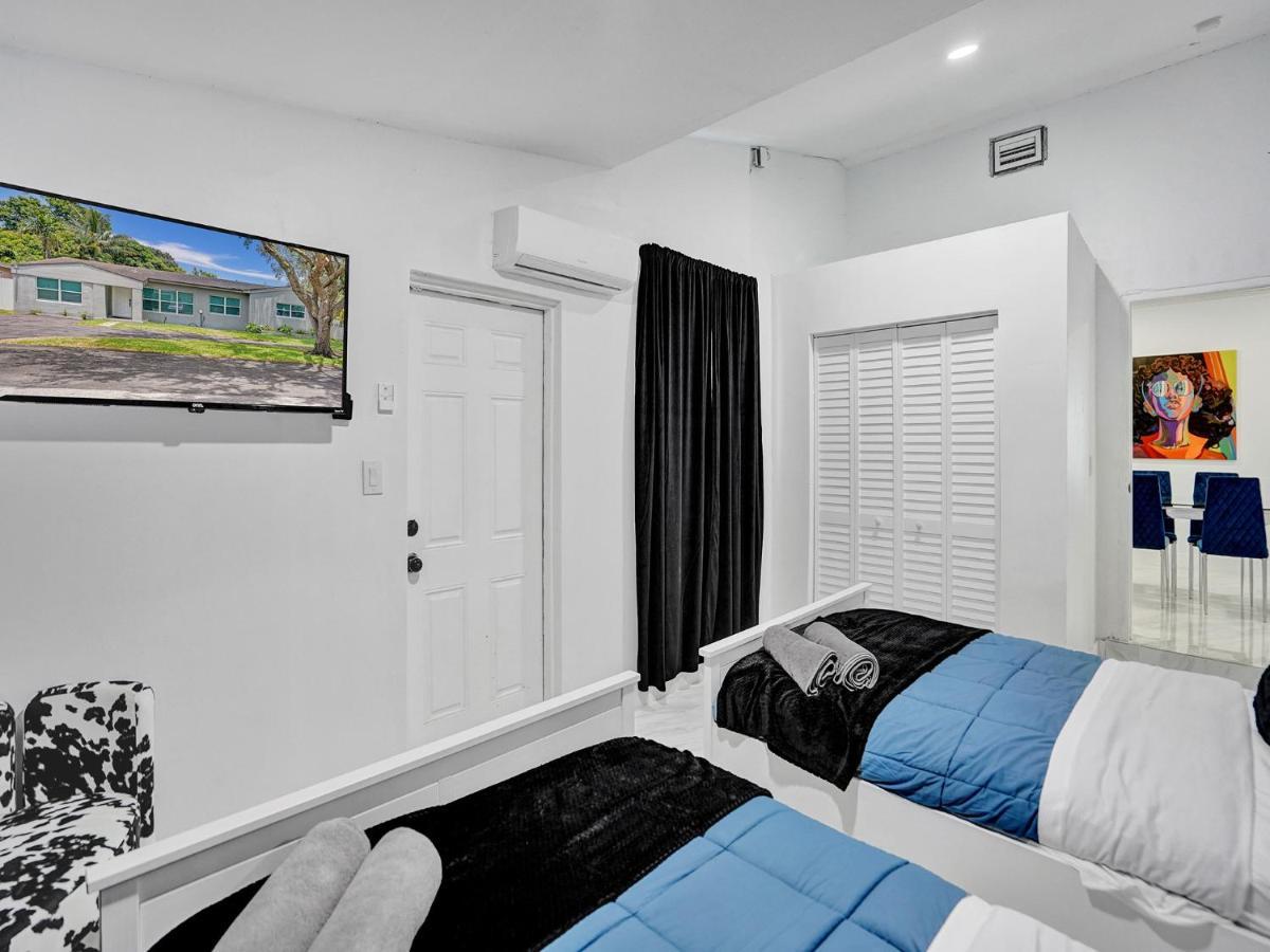 Escape To Miami Retreat North Miami Beach Exterior foto