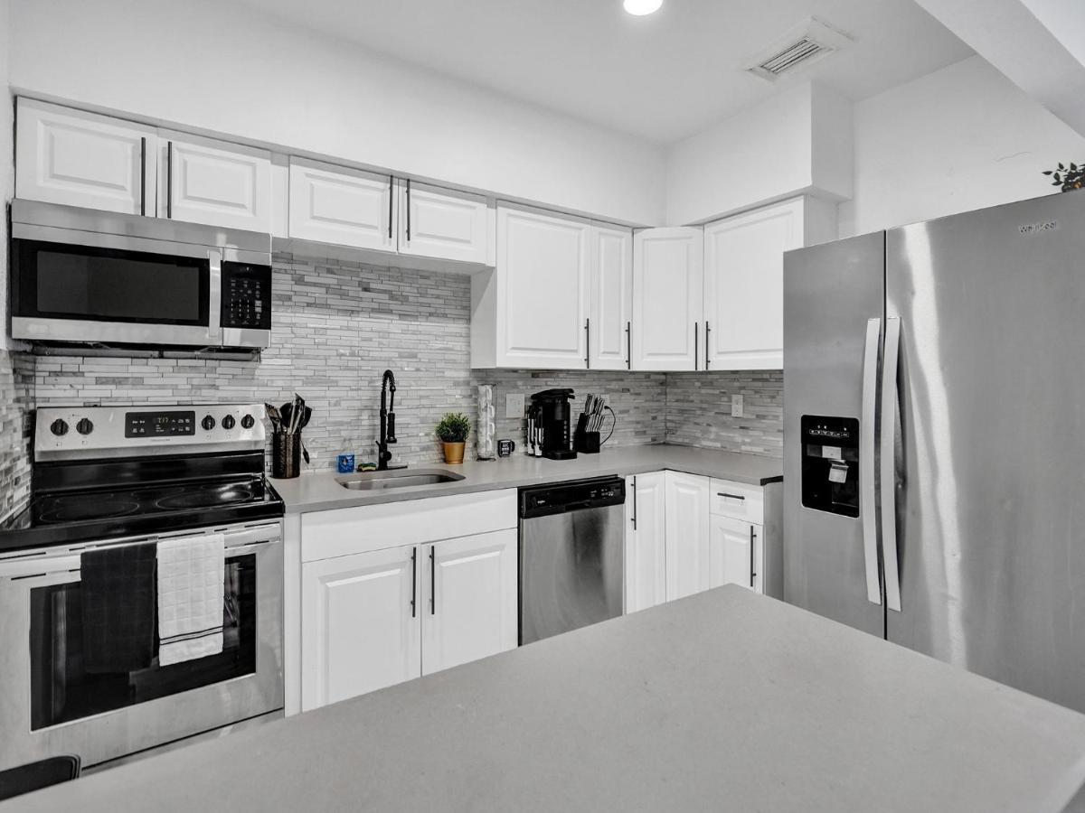 Escape To Miami Retreat North Miami Beach Exterior foto